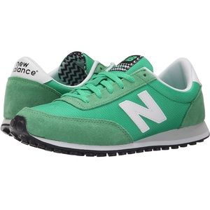 New Balance Women's 410 Vitamin Pack Classic Sneaker